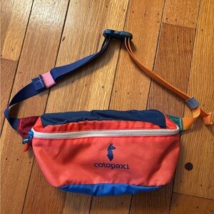 Cotopaxi Del Día Hip Pack